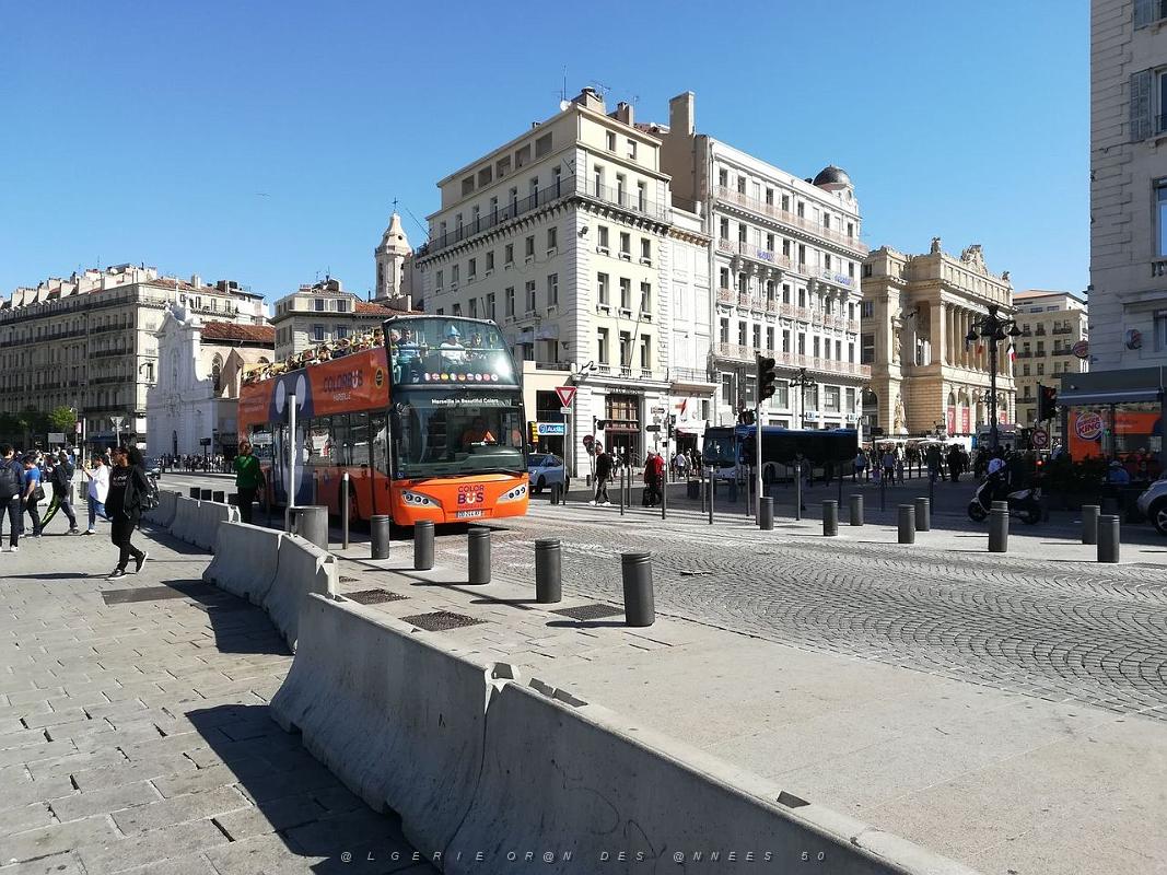 047- Marseille Vieux-Port.jpg - dav